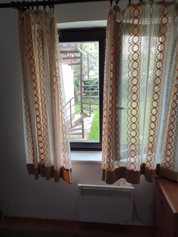 Guesthouse Suzy Pula Buitenkant foto
